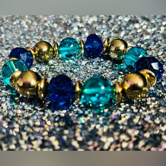 JEWELED STRETCHY BRACELET |
BLUE-TEAL-GOLD | - Picture 4 of 6